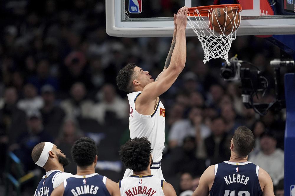 曼城还没回 曼城还没回