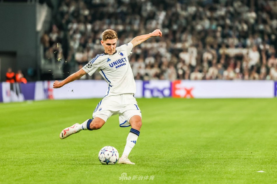 同时迎来了 同时迎来了